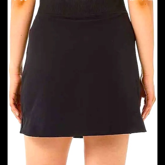 32 Degrees Cool Women's Skort Black Size Medium - Picture 3 of 5